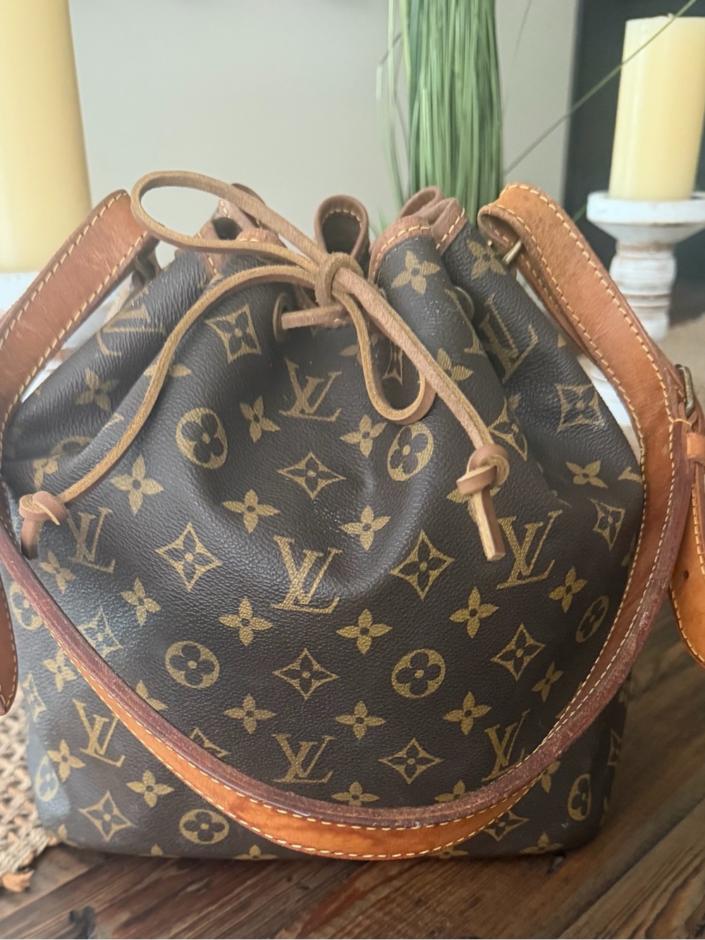 Louis Vuitton Monogram Canvas Drawstring Bucket Bag petit noe